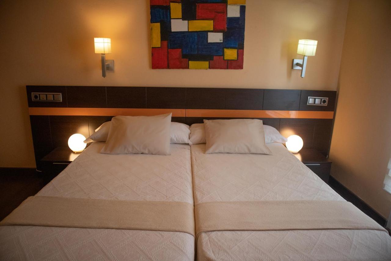 Hotel Las Navas Malagón Extérieur photo